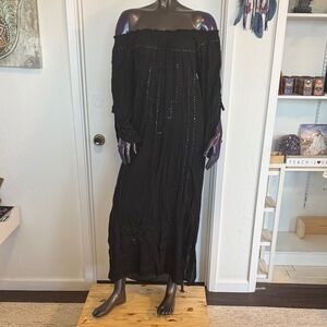 Chic Black Off-Shoulder Long Sleeve Dress